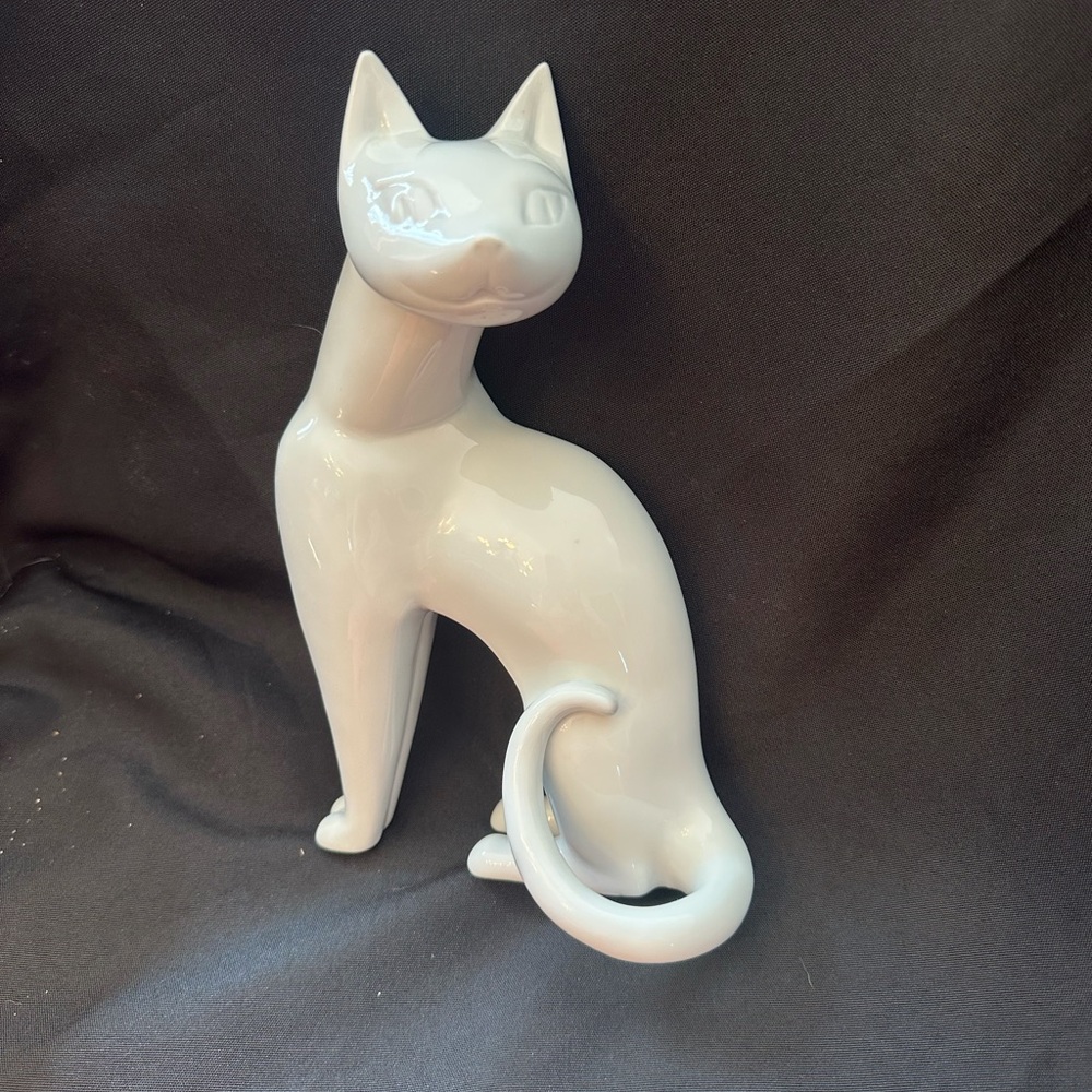 KPM Berlin Elegant White Cat Figurine